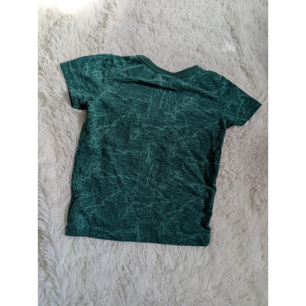 Genuine Kids Oshkosh Wizard Of Oz Green Graphic Short Sleeve Pocket Shirt 18 Mon